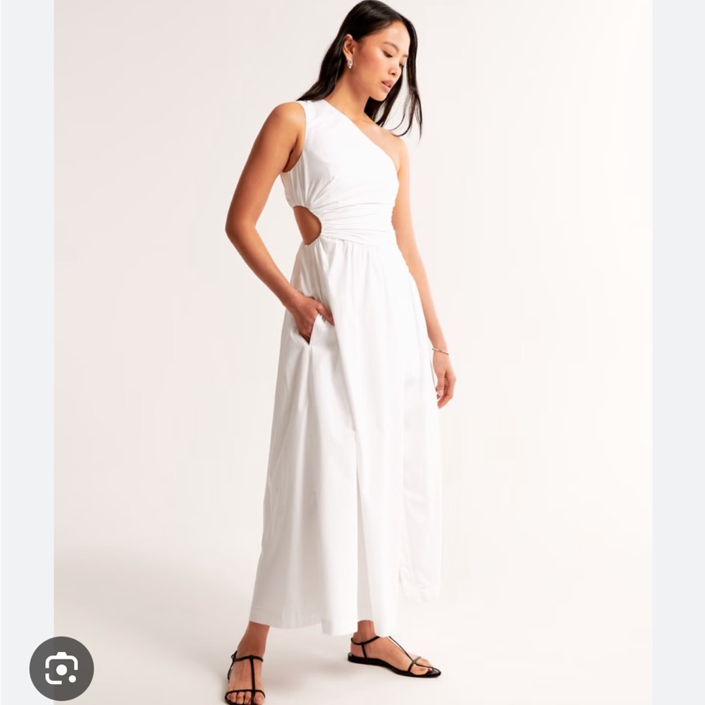 NWOT Abercrombie white one shoulder cutout maxi dress